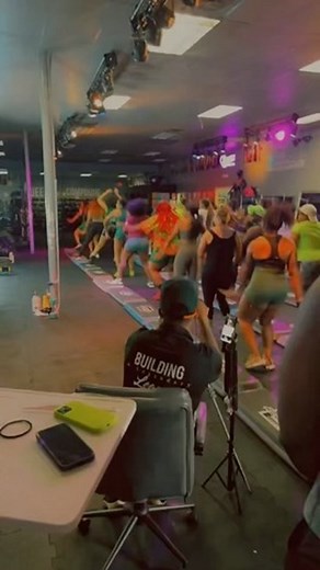 If you r not @reggiecfitness on a Friday night for happy hour where you at then?!!! No worries if you can’t make in person we have virtual as well 🙌🏿 | Monique Ammons