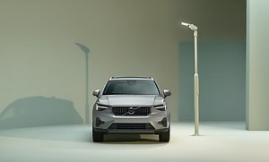 VOLVO XC40 2023