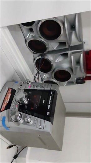 Holaa aquí les muestro uno de los modelos más raros de aiwa el Aiwa-Sony Jax-Pk9 #Tr99 #NsxS555 #sony #JVC #hobby #coleccionista #vintage #retro #audio #minicomponente #minicadena #aiwa #Sz80