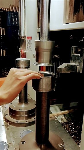 Bottom siding machine