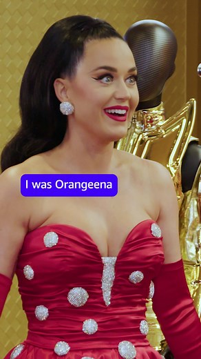 California Gurls; we're unforgettable! So is @katyperry's ICONIC cupcake bra! 🧁️🧁️ #TheWalkIn