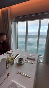 🌊 Mais um vídeo de um navio de cruzeiro passando pela Passagem de Drake. Portal do Mar . . . #Mar #Sea #Mares #Oceanos #Navios #Portos #Shipping #global #ships #container #contentor #vessels #cruise | Portal do Mar