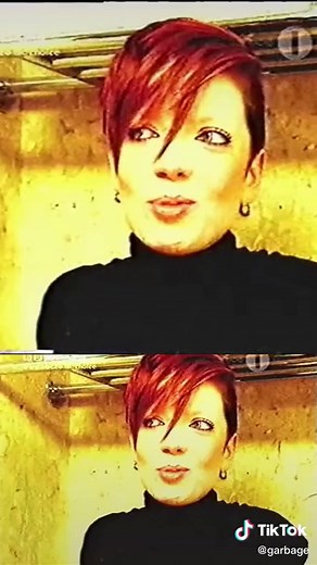 “Androgyny” the lead single from our third album ‘Beautiful Garbage’. We were commenting on how society has forced us into binary “gender roles” and how unnecessary and restrictive that can be for so many. Music video directed by Don Cameron. From ‘Anthology’ #Garbage #WomenInMusic #Music #MusicTok #Rock #WomenInRock #AltlRock #Alternative #AltMusic #Androgyny #GenderRoles #Gender