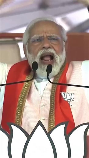 Shubhankar Sonawani on Instagram: "Comment “SOLAR” agar PM-Kusum Yojana ki full details chahiye but follow zaroor kar lena taaki DM deliver ho jaye! ⚡🌞 Sarkar literally cheekh-cheekh ke bol rahi hai: “Solar plant ka business shuru karo, paise hum de denge!” Lekin logon ko abhi tak iska fayda hi nahi pata… PM Kusum Yojana mein agar aapke paas 1 acre land hai, to aap uspe 0.5 MW solar plant laga sakte ho. Total cost: ₹2 crore ✔️ 30% Subsidy = ₹60 lakh ✔️ 60% Government Loan = ₹1.2 crore ✔️ Aapka 