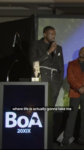 Luol Deng 🇸🇸 shared his inspiring journey after receiving the ‘Lifetime Achievement’ award for his incredible contributions both on and off the court. We can’t wait to bring together another powerful room of changemakers at this year’s awards evening—let’s make a difference, together. 💫 #LuolDeng #LifetimeAchievement #Inspiration #BestOfAfrica #MakingADifference | MAMA JUNUB