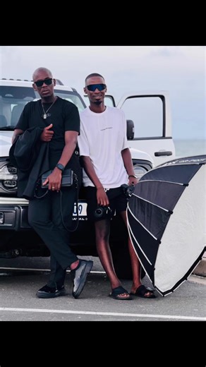 Behind the Scenes of TANK 300 Photoshoot