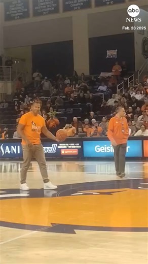 261K views · 5.5K reactions | Former MLB shortstop Alex Rodriguez, also known as “A-Rod,” stunned college basketball spectators after he successfully made a half-court shot at Bucknell University in Pennsylvania. During half-time, he made the shot, winning $10,000 for a Bucknell student. | ABC News | Facebook