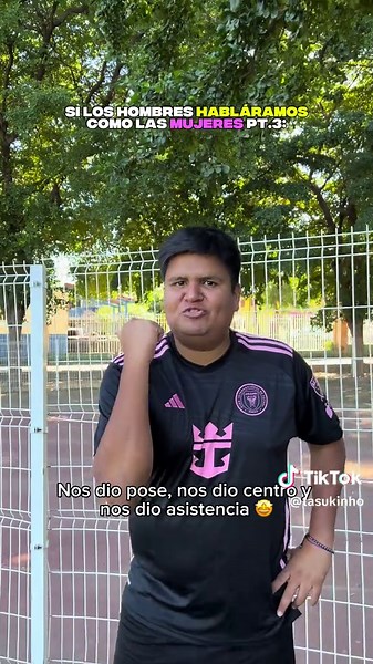 Loba, loba 🐺 #TikTokDeportes #humor #mujeres #futbol #comedia | women in sports