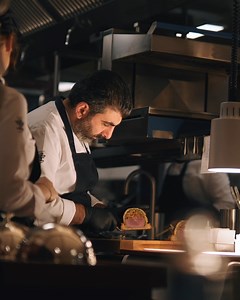 En cette période de fêtes, offrez-vous un moment gastronomique haut de gamme dans le joyau Art déco de Bozar Restaurant ! Plus d'info 👉 https://bru.be/fr/bozar-restaurant | Bru