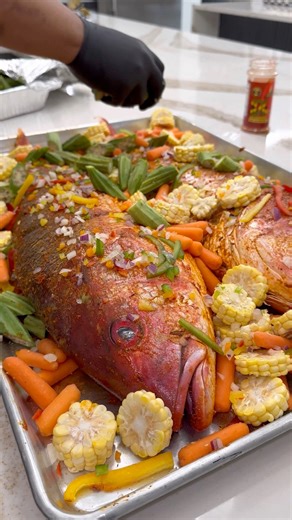 391K views · 6K reactions | How do you like your snapper cooked- fried, steamed, or Escovitch? #fblifestyle | Spice Jamaica | Facebook