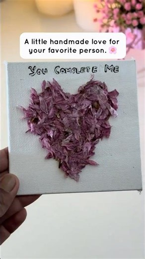 DIY Mini Canvas Art with Dried Flowers | Easy Romantic Gift Idea! 💜