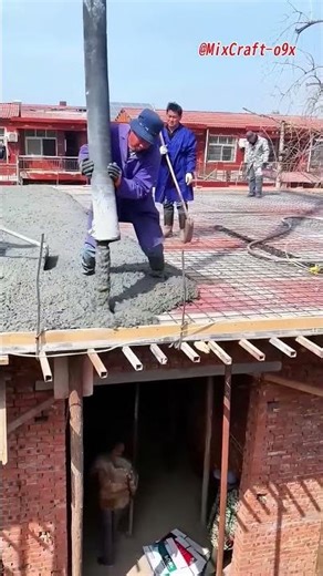 Concrete floor slab pouring: Creates strong, smooth surfaces #mixcraft