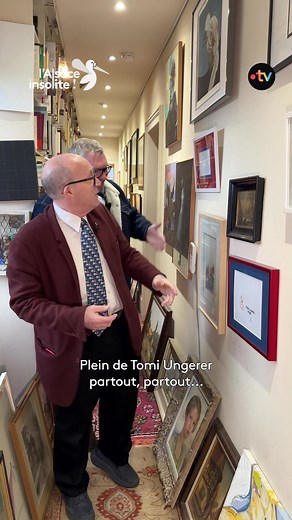 Robert Walter, l'agent de Tomi Ungerer, son confident, conserve dans son appartement strasbourgeois qui lui " entièrement dédié", plus de 12.000 documents et œuvres retraçant 35 ans d’amitié 😍 L'Alsace insolite à retrouver sur france.tv : https://www.france.tv/france-3/grand-est/l-alsace-insolite/ | France 3 Alsace