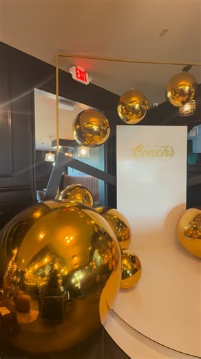 8 comments | What a night! 朗 The VIP party for Coach’s Tavern was...