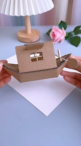 2.7M views · 25K reactions | Don't Throw Away the Express Delivery Box: Make a Fun Black Boat for Your Child! #HandmadeDIY #ParentChildCraft #CreativeCrafts #RecycledArt #DIYFun | paper craft ideas | Facebook