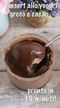 Solo 4 ingredienti e 10 minuti per questo dessert golosissimo!
