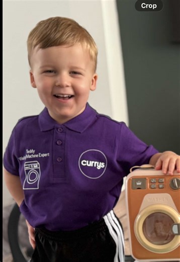 Our washing machine mad boy had a visit to currys today and all of the staff LOVED his tshirt 🥰 thank you all so much for the love and support from my recent post teddy’s been offered some amazing opportunities which we can’t wait to share 🥰🫶🏽 @Teddy Gillespie #washingmachine #obsessed @Currys @Currys Ireland