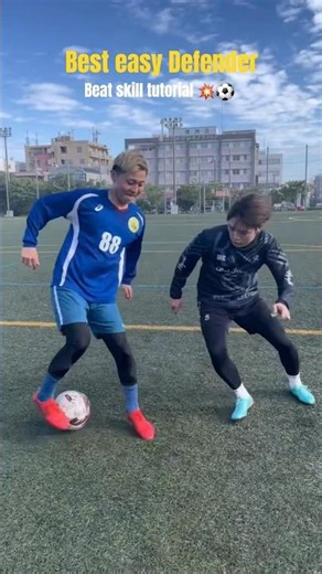 Easy Football skill tutorial 🙏⚽️ [please subscribe me 😭]] #skilltutorial #viralshorts
