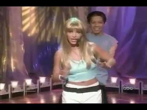 Britney Spears - Sometimes ( Live Vocals ) HQ