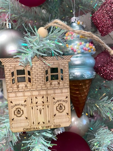 1.3K views | A tree is not a Christmas tree without your Clementine’s...