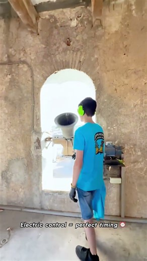 When All Bells Ring Together — Bells Check Time ⏰