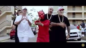 8.3K views · 205 reactions | Arcangel x Bad Bunny X Dj Luian X Mambo Kingz - Tu No Vive Asi [Video oficial] 2016 | Trapeton | Facebook