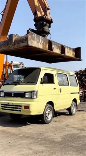 Suzuki Bolan vs Hydrulic Press Machine #viral #shortsviral #ai #funny #shorts #shortsfeed