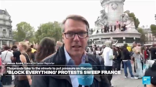 Block Everything: 'Protests gaining momentum in Paris'