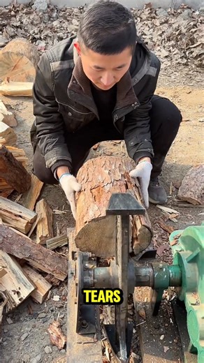 This rotating log splitter tears through firewood with pure torque. | Dojo Studio