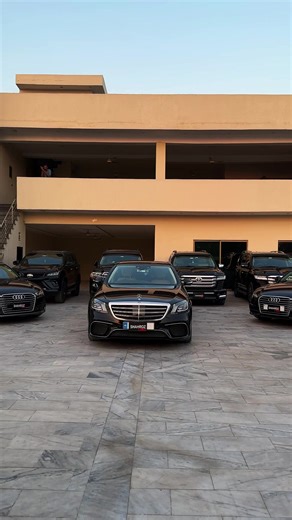 Exploring the Luxury of Shahroz Limo: Mercedes and Audi A6