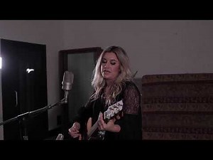 Morgan Myles - SILENCE (Live Acoustic Therapy Sessions / Singer Songwriter Series)