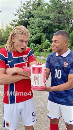 Mbappé Saved Haaland’s Bubble Moment 🫧😭 #parody #football #haaland #worldcup