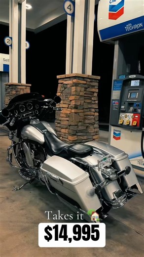 ☎️ 562-449-7199 🏍️ 2003 ultra classic ✅ excellent condition 20k original miles 💰 $14,995 takes it