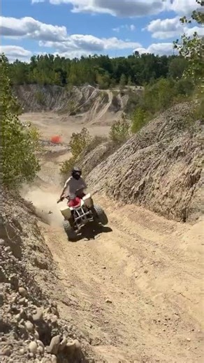 Yamaha Blaster 200 going up steep hill. #yamaha #blaster200 #atv #fyp