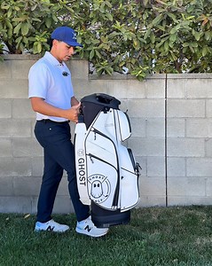🏆 The GT-14 isn't just a bag—it's your golf setup, upgraded. • 14-way velvet-wrapped top • Cooler pockets magnetic tech • Rain hood umbrella loop • Loaded with details golfers love This is the cart bag your game deserves. | JesseGolfs