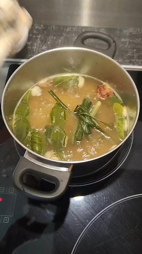 #Cuisine #khmère #ស្ងោរជ្រក់ត្រី | Gilles Lina tyty