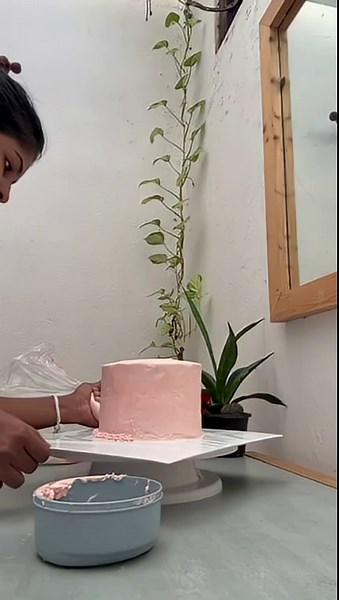 Let's decorate an unicorn cake