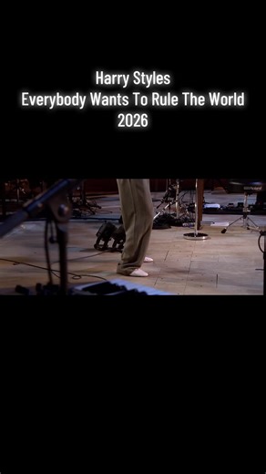 Harry Styles Covers 'Everybody Wants To Rule The World'