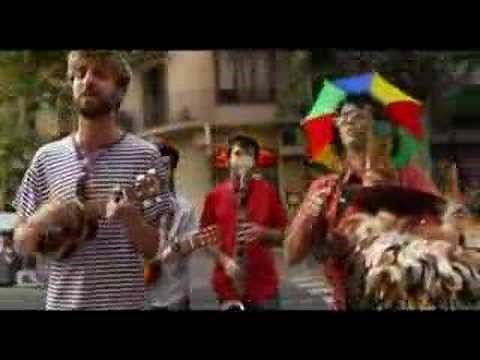 Manel - En La Que el Bernat Se't Troba (Videoclip oficial)