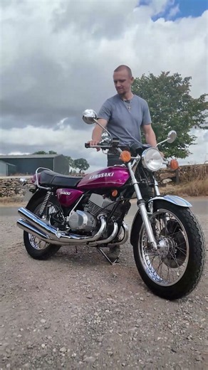Win this 1978 Kawasaki KH400 + £500