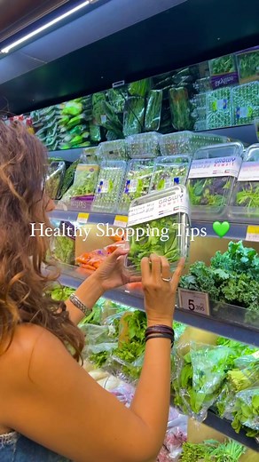 Typical Store Layout Tricks: 👉🏾 Stores want you to stay longer, so they play calming music and have a one-way entrance. 👉🏾 Larger shopping carts encourage you to buy more without realizing it. 👉🏾 Nice smells and attractive displays in the produce and bakery sections are meant to make you buy things on the spot. Product Placement Strategies: ❗️Important items like milk and eggs are put at the back to make you explore more aisles. ❗️Free samples are there to make you try and buy more product