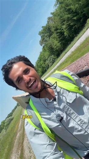 1000 miles away from home #traveler #vlog #hiking
