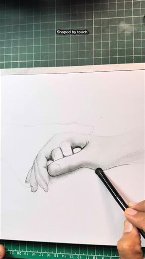 Shaping Soft Tones with Powdered Graphite