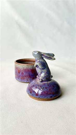 68K views · 4.5K reactions | Sometimes people ask why I call these “Guardian boxes” and what is it that the animals guarding… why, the secrets of the craft of course, and whatever you chose to put inside. Curious potter notes: Hill creek clay from @mammothclay Home studio mixed glazes (Pete’s cranberry, Chun, Bray Shino, Gita’s blue) @newmexicoclay Gold luster @maycocolors Mother of pearl | Mist Ceramics | Facebook