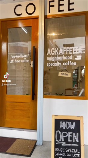 Designing a Minimalist Coffee Shop Inspired by Muji