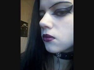 Beautiful Gothic Make Up Step by Step