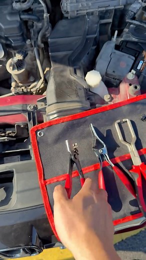 🔧 Professional Hose Clamp Plier Set – Fuel Line Removal Tool Kit Take your automotive repair efficiency to the next level with this Professional Hose Clamp Tool Set, designed for quick, safe, and clean removal of fuel lines, coolant hoses, vacuum lines, and more. Whether you're a mechanic, DIY enthusiast, or weekend garage warrior, this multi-function clamp kit gives you the control, grip, and precision you need for every job.⚙️ | Marvelousee