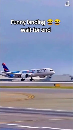 Funny Airplane Takeoff Videos (Try Not To Laugh Challenge)