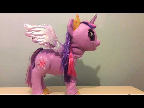 My magical Princess Twilight Sparkle from Hasbro Mlp fun toy unboxing review