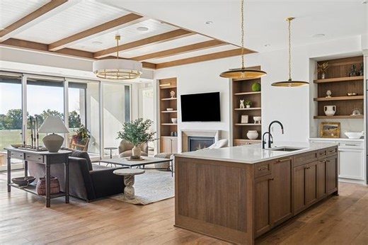 2416 Commerce Blvd #A1, Mound, MN 55364 | Estately 🧡 | MLS# 7042269